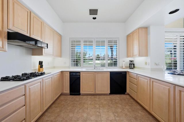 149 Rainbird Circle, Palm Desert, CA 92211