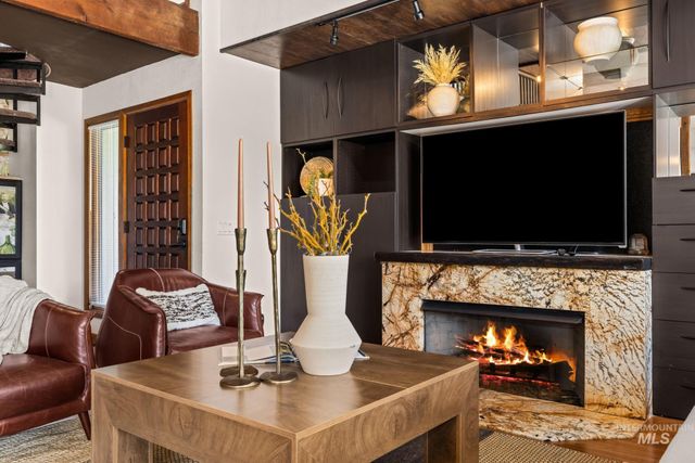 2416 Terrace Dr, Caldwell, ID 83605