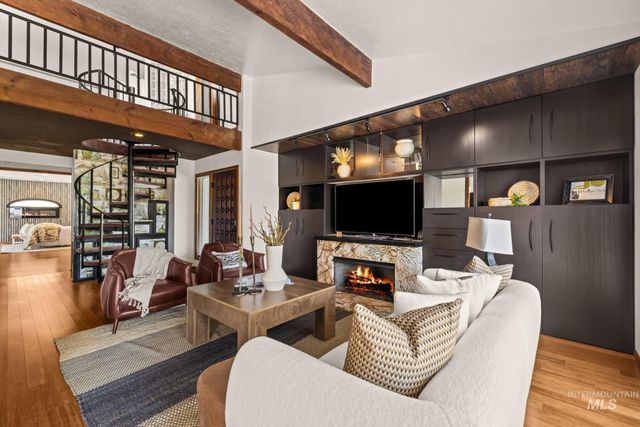 2416 Terrace Dr, Caldwell, ID 83605