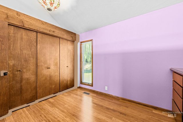 2416 Terrace Dr, Caldwell, ID 83605