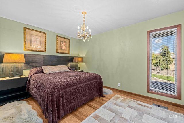 2416 Terrace Dr, Caldwell, ID 83605