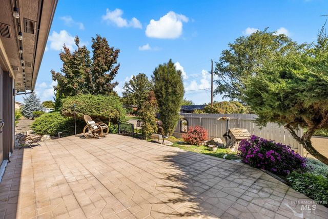 2416 Terrace Dr, Caldwell, ID 83605
