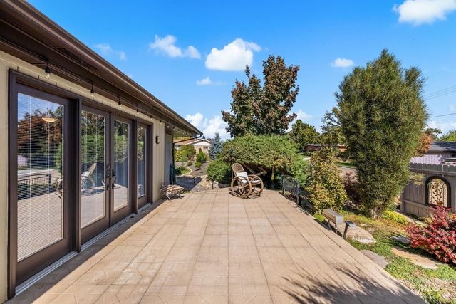 2416 Terrace Dr, Caldwell, ID 83605