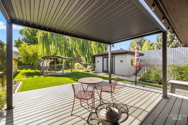 2416 Terrace Dr, Caldwell, ID 83605