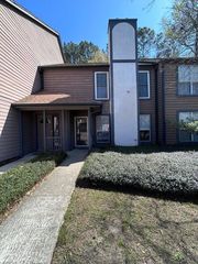 7945 Edgebrook Circle B, North Charleston, SC 29418