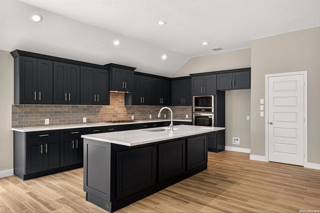 9426 Groff Garden, San Antonio, TX 78254