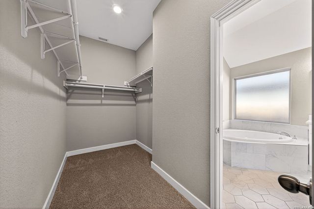 9426 Groff Garden, San Antonio, TX 78254