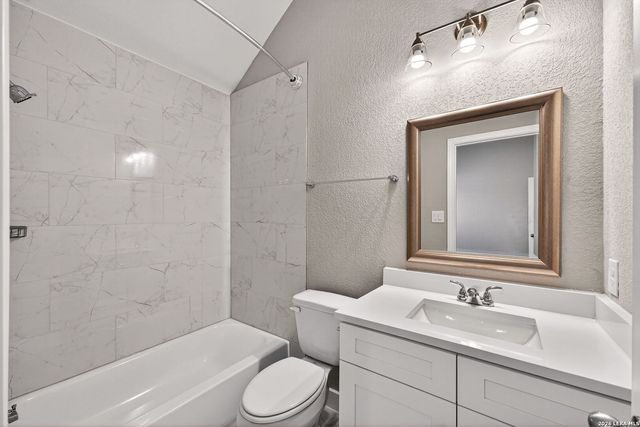 9426 Groff Garden, San Antonio, TX 78254