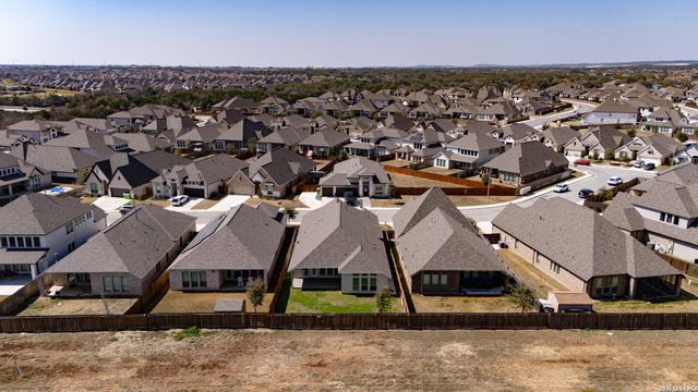 9426 Groff Garden, San Antonio, TX 78254