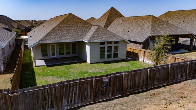 9426 Groff Garden, San Antonio, TX 78254