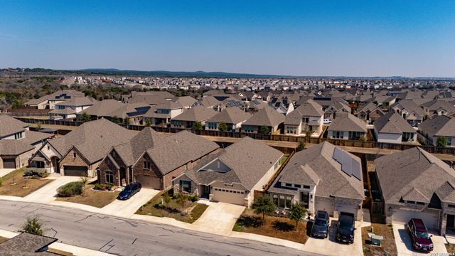 9426 Groff Garden, San Antonio, TX 78254