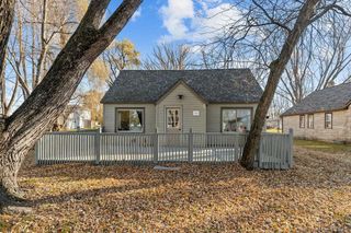 326 WEST STREET, New London, WI 54961