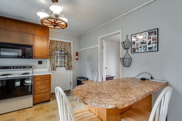 1985 Peavine Road, Rock Spring, GA 30739