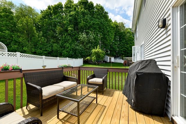 15 Tyler Drive, Holden, MA 01520
