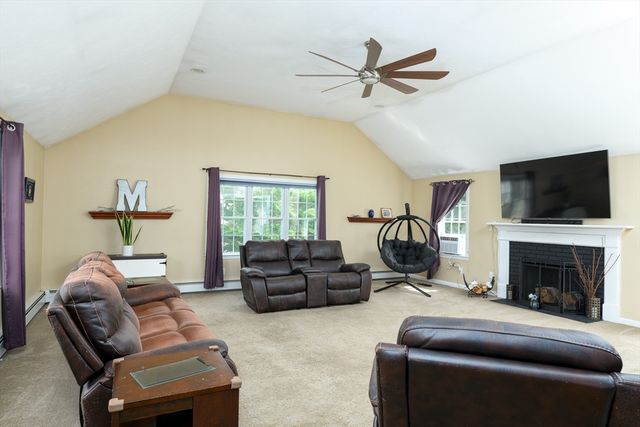 15 Tyler Drive, Holden, MA 01520