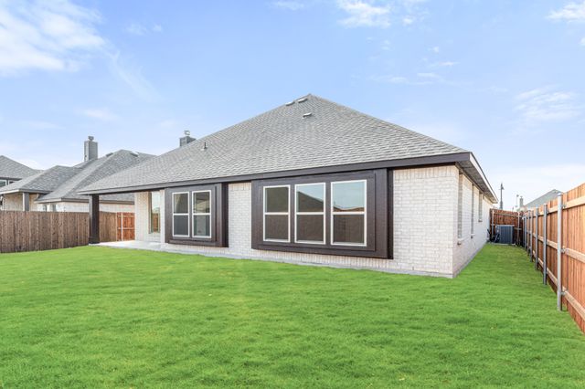 529 Sanctuary Drive, Waxahachie, TX 75165