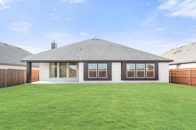 529 Sanctuary Drive, Waxahachie, TX 75165