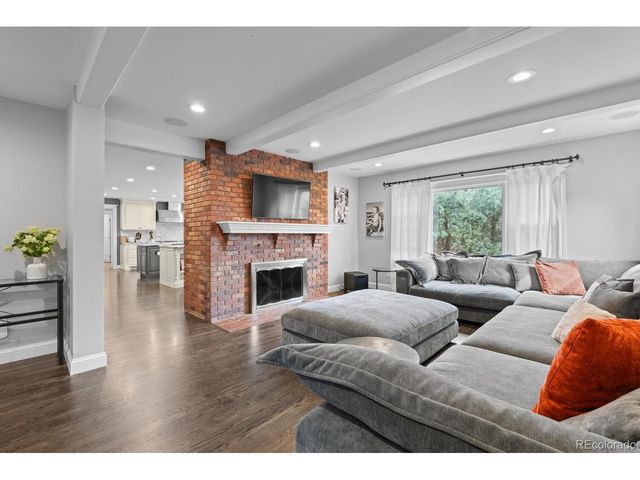 5220 S Joliet Way, Englewood, CO 80111