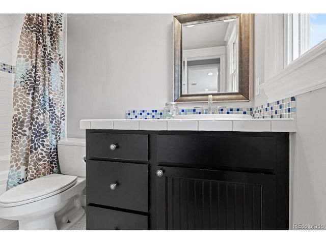 5220 S Joliet Way, Englewood, CO 80111