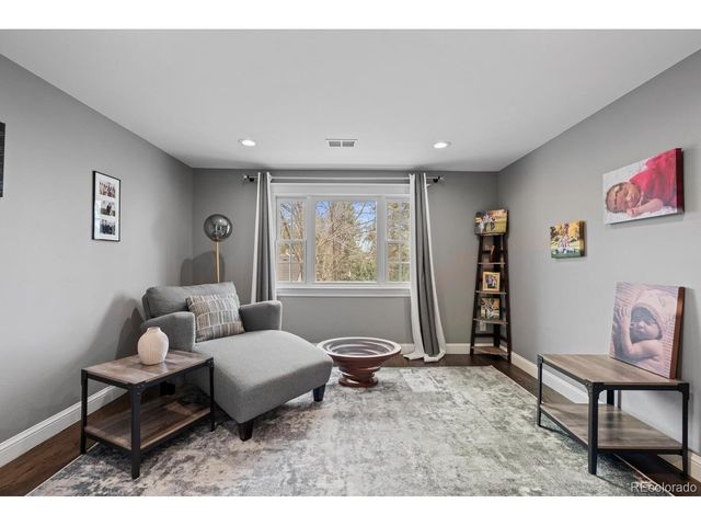 5220 S Joliet Way, Englewood, CO 80111