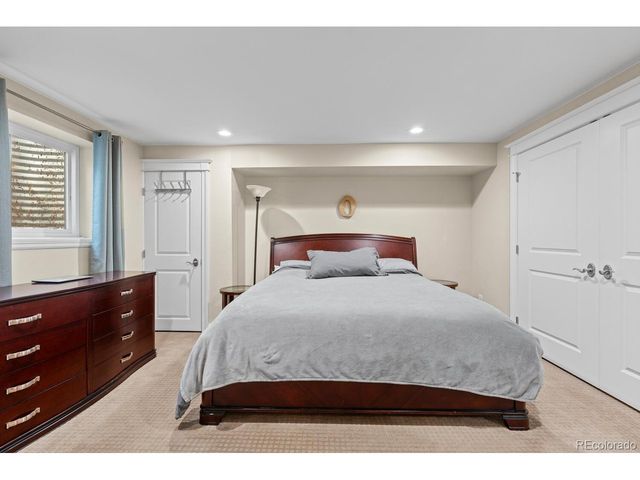 5220 S Joliet Way, Englewood, CO 80111