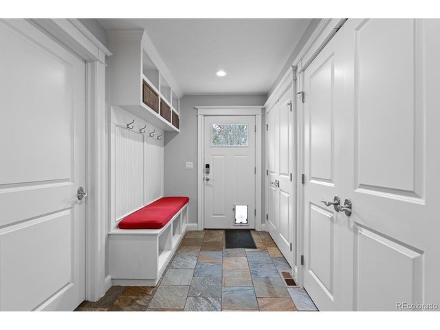 5220 S Joliet Way, Englewood, CO 80111