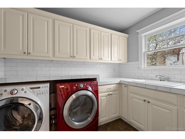 5220 S Joliet Way, Englewood, CO 80111