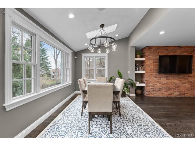 5220 S Joliet Way, Englewood, CO 80111