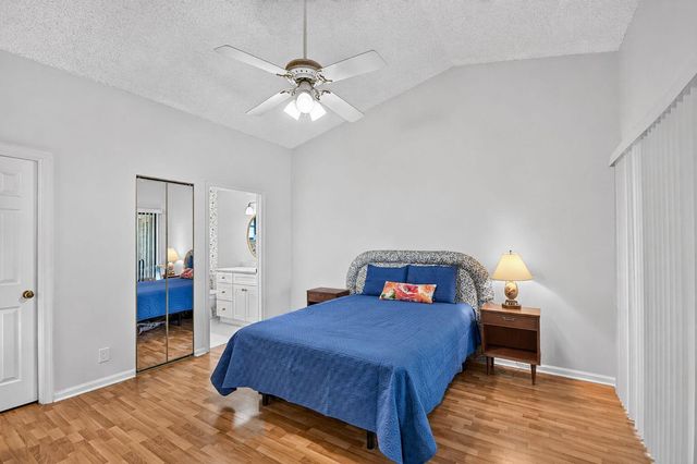 51 Via De Casas Norte, Boynton Beach, FL 33426