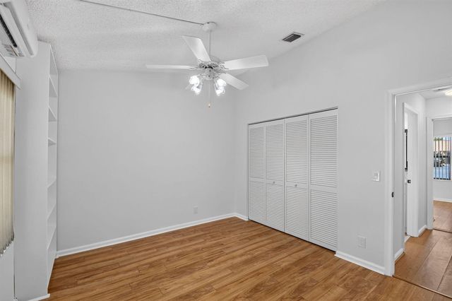 51 Via De Casas Norte, Boynton Beach, FL 33426
