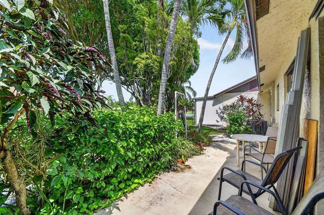 51 Via De Casas Norte, Boynton Beach, FL 33426