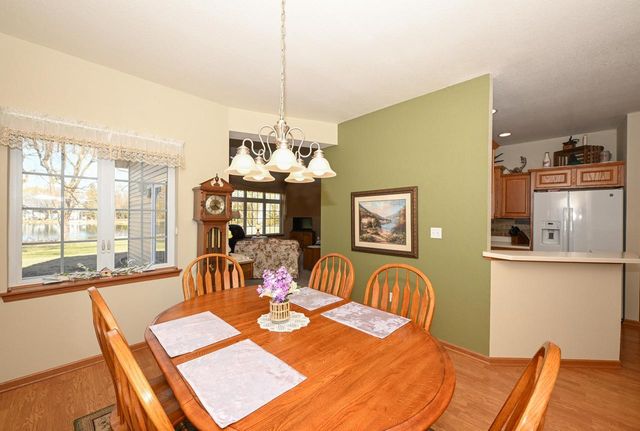 5347 S Butterfield WAY, Greenfield, WI 53221