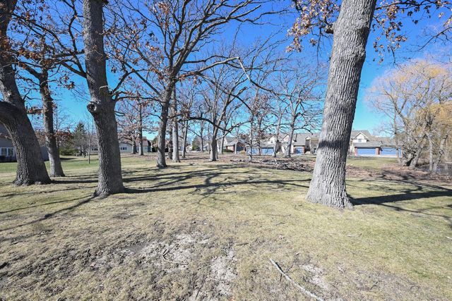 5347 S Butterfield WAY, Greenfield, WI 53221