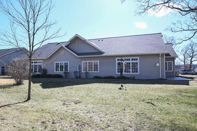 5347 S Butterfield WAY, Greenfield, WI 53221