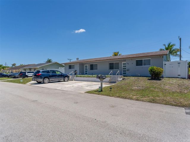 1811 SW 97th Ter 2, Miramar, FL 33025