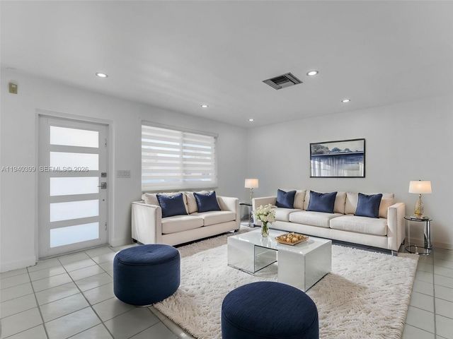 1811 SW 97th Ter 2, Miramar, FL 33025