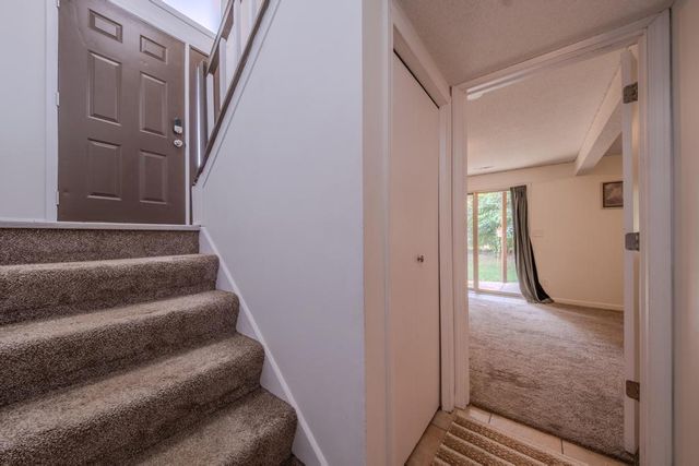 2309 Amberwood Drive, Woodbury, MN 55125