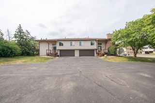 2309 Amberwood Drive, Woodbury, MN 55125