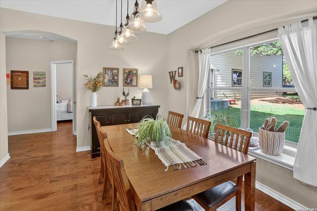28111 George Obrien, San Antonio, TX 78260