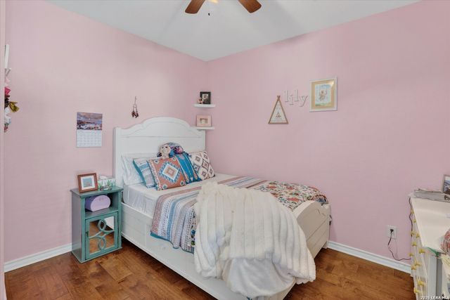 28111 George Obrien, San Antonio, TX 78260