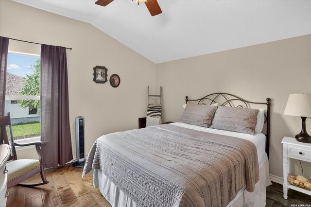 28111 George Obrien, San Antonio, TX 78260