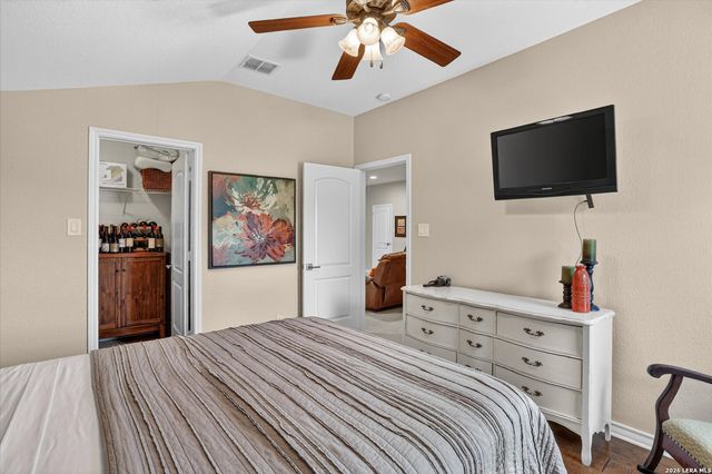 28111 George Obrien, San Antonio, TX 78260