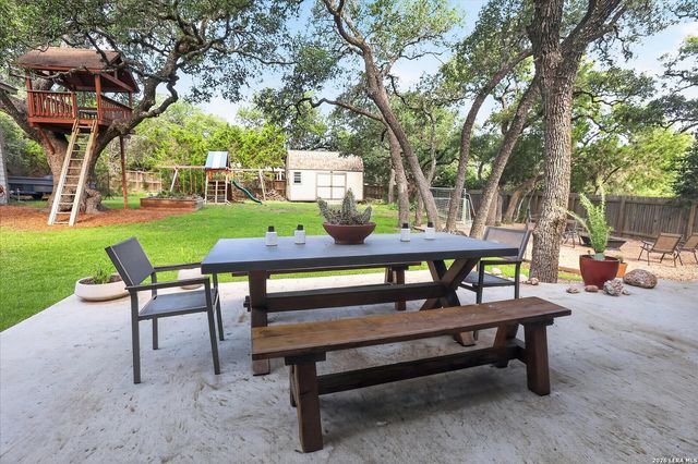 28111 George Obrien, San Antonio, TX 78260