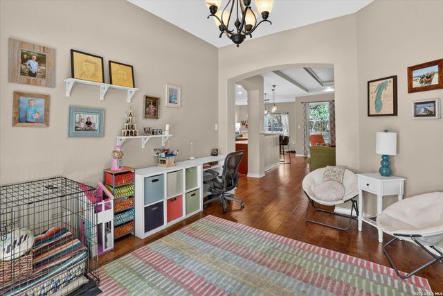 28111 George Obrien, San Antonio, TX 78260