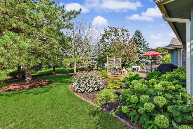 1508 Mackenzie LANE, Oconomowoc, WI 53066