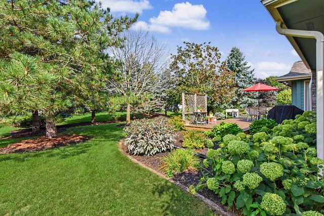 1508 Mackenzie LANE, Oconomowoc, WI 53066