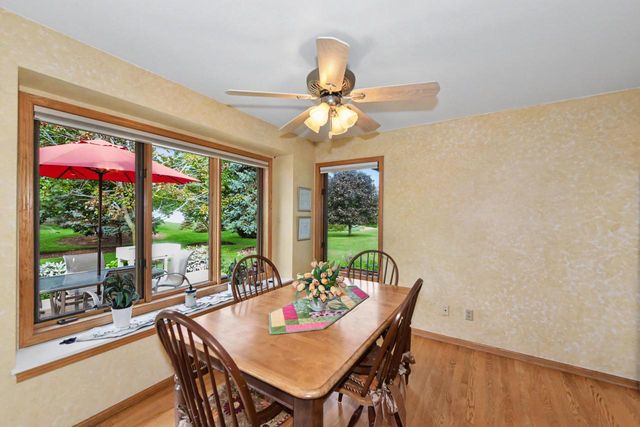 1508 Mackenzie LANE, Oconomowoc, WI 53066