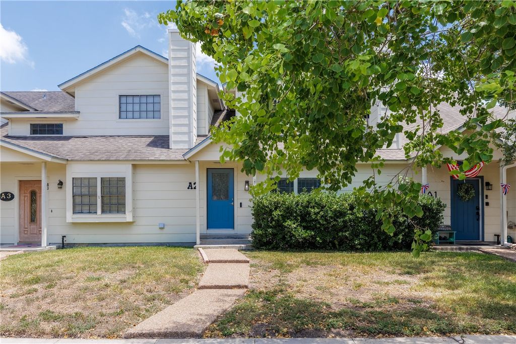 3052 Quail Springs A-2, Corpus Christi, TX 78414 — exterior