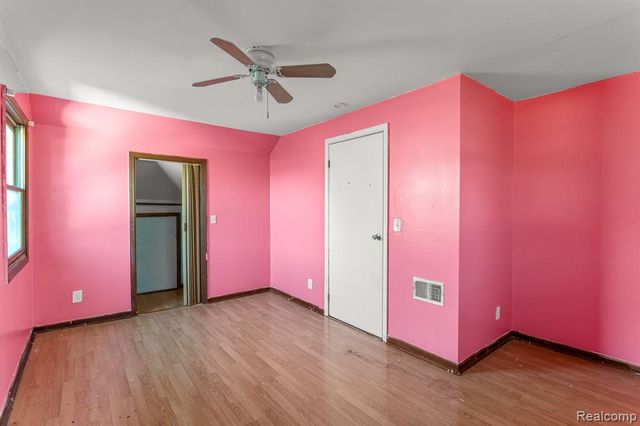 4500 Katherine Street, Dearborn Heights, MI 48125