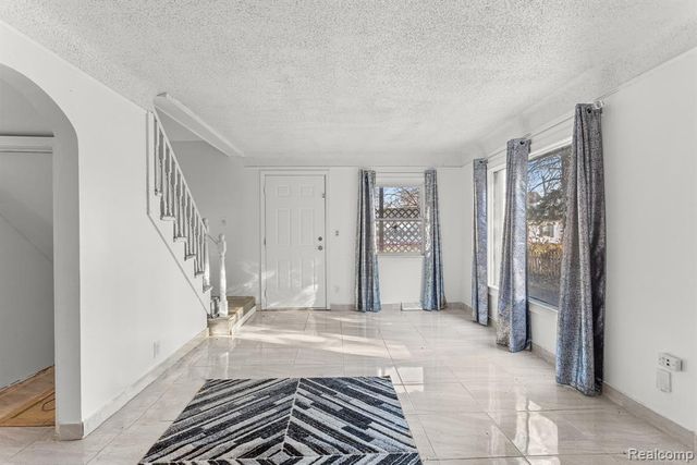 4500 Katherine Street, Dearborn Heights, MI 48125